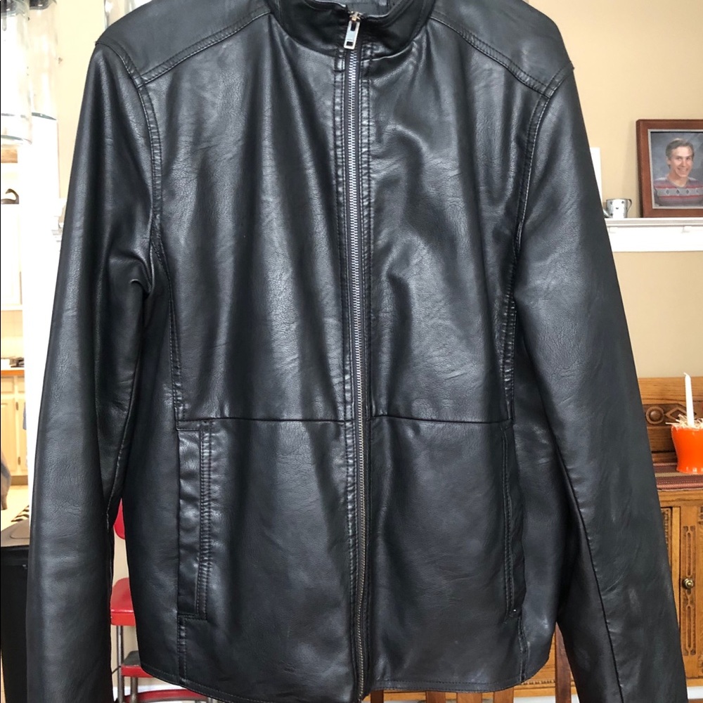 Liz Claiborne faux leather black quilted coat